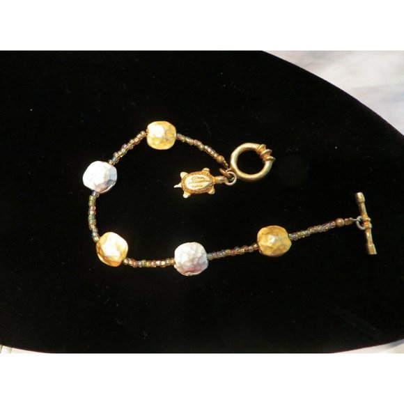 Turtle and Sand Dollar Beaded Bracelet Gold and Silver Artisan JHE25 - Picture 1 of 4